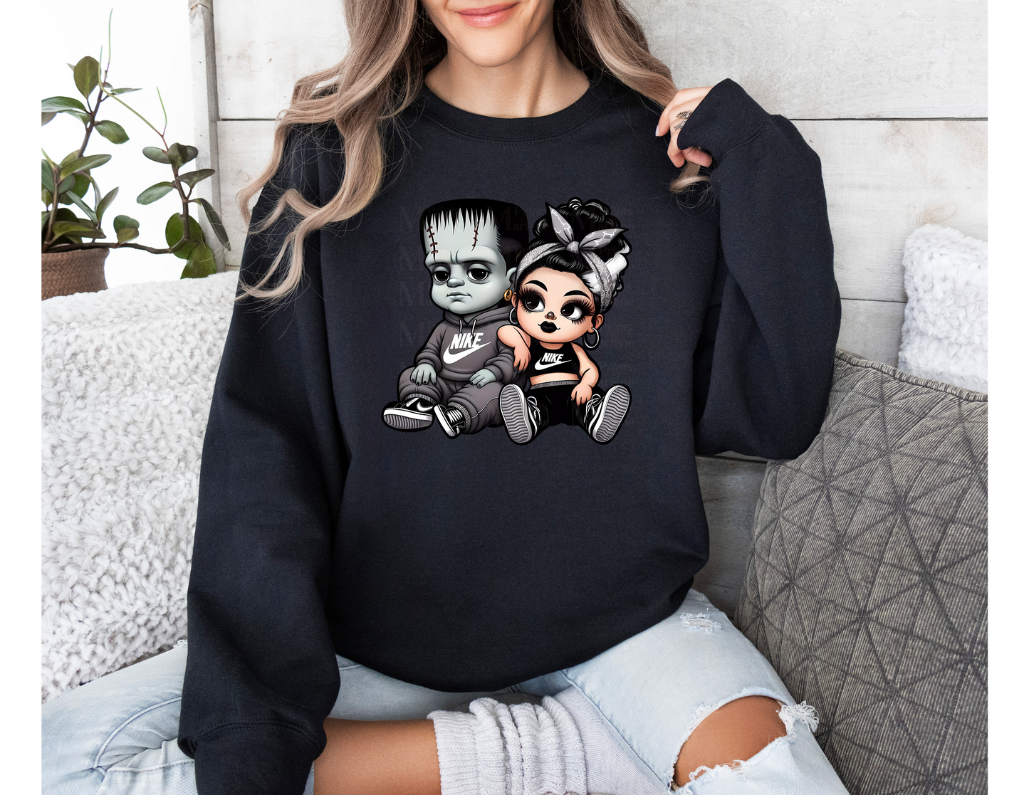 FRANKIE Love Crewneck Sweater